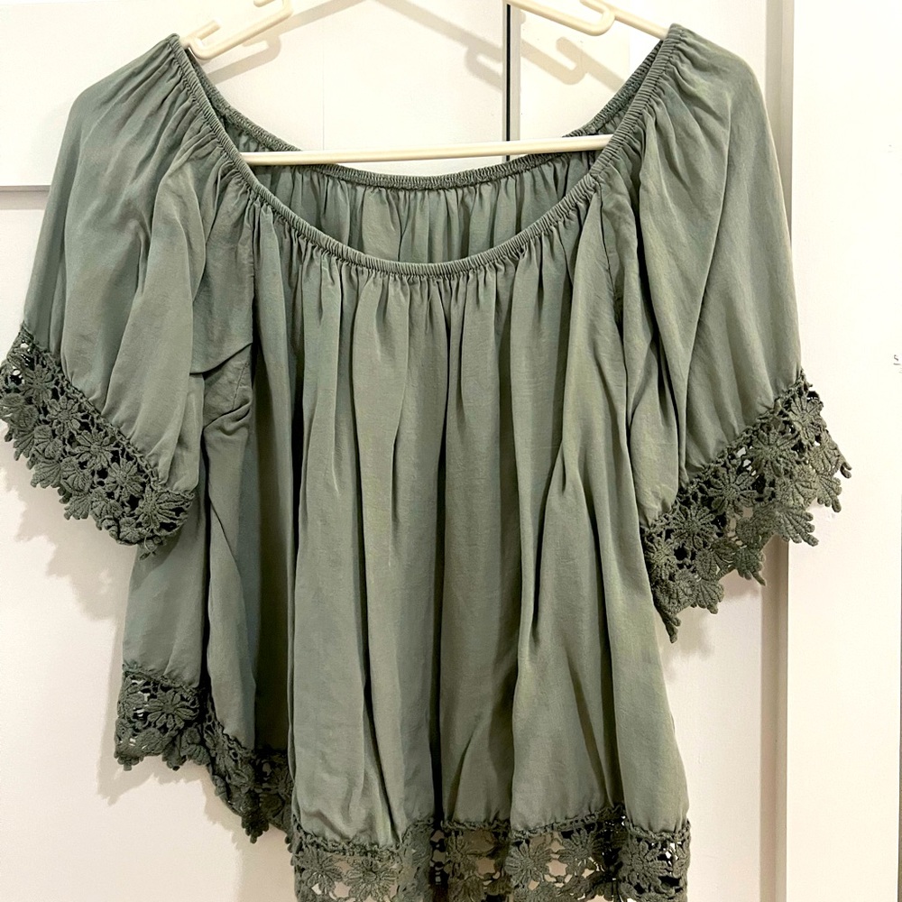 Boho Blouse, Sage Green, Off the Shoulder, Size Small
